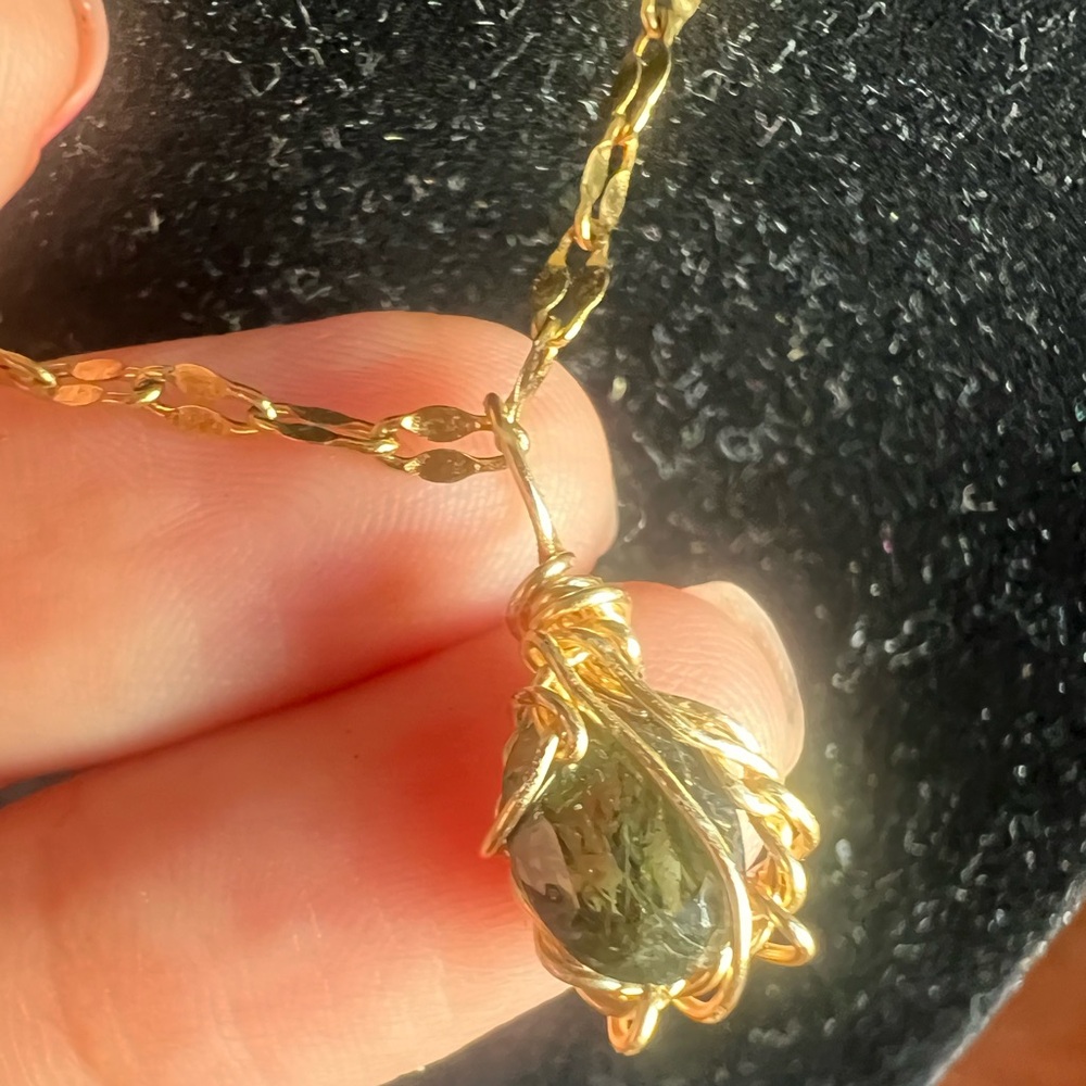 Deep Green Gemstone Choker on Sparkly Gold Chain — 14" Fit - Picture 8 of 17